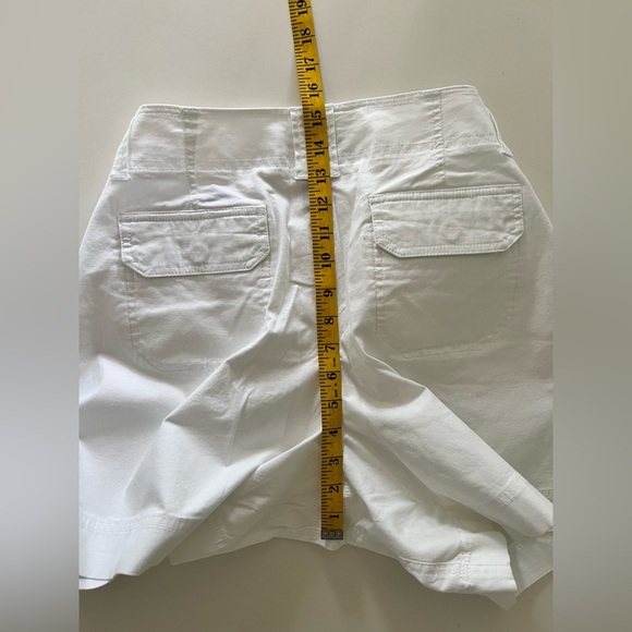New York & Company White Flat-front Shorts - Picture 8 of 11
